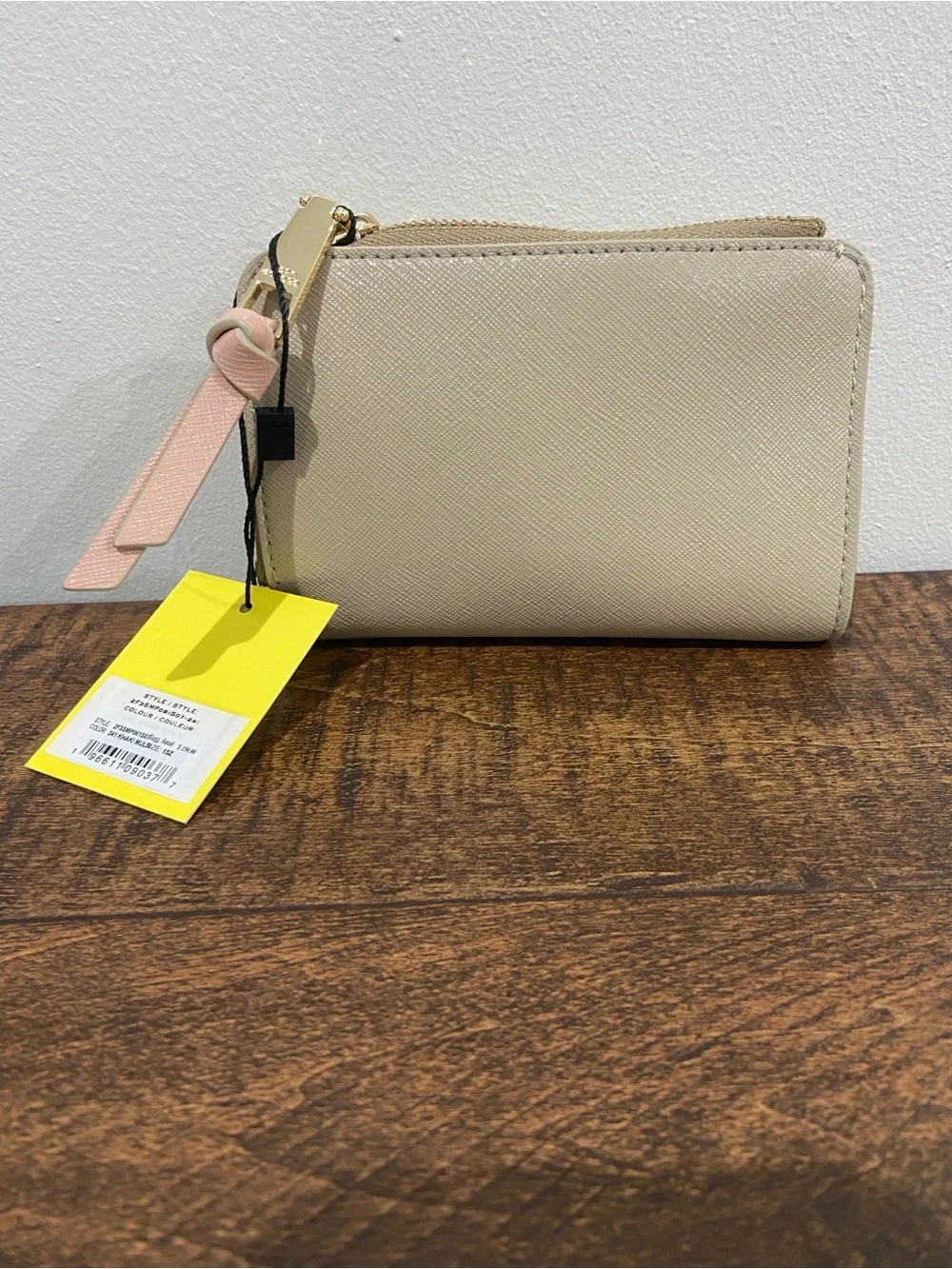 Marc Jacobs Utility Snapshot Slim Bifold Wallet